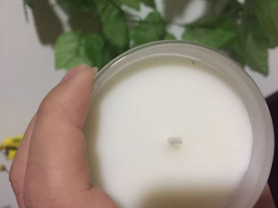 石蠟香薰蠟燭真的對(duì)人體有害嗎？究竟有害在哪里？