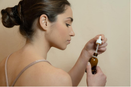 化妝品的香精會(huì)致敏？看完此文,你就明白了!