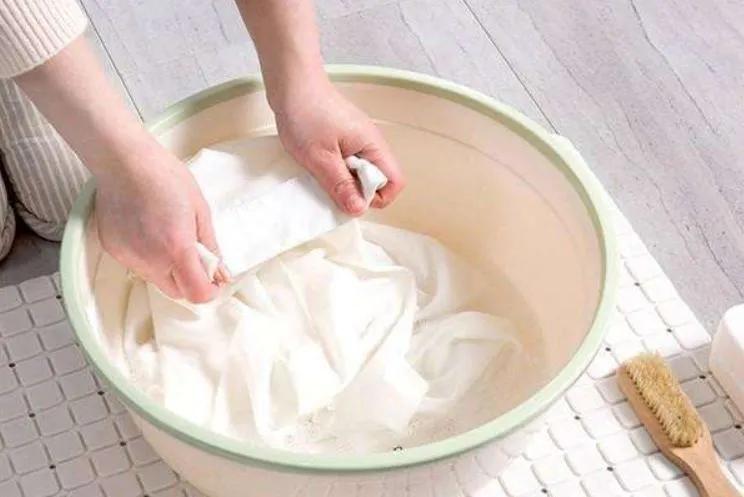 “洗衣粉”和“洗衣液”哪個(gè)好？很多人都不知道！快來(lái)看看吧